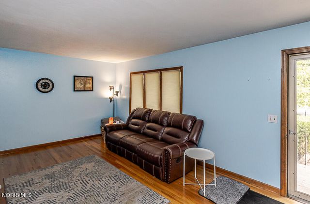546 Bruns Drive, Rossford, OH 43460