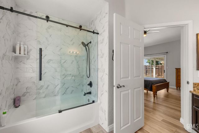 8709 Sand Fox Court, Bakersfield, CA 93312