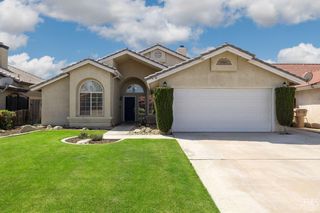 8709 Sand Fox Court, Bakersfield, CA 93312