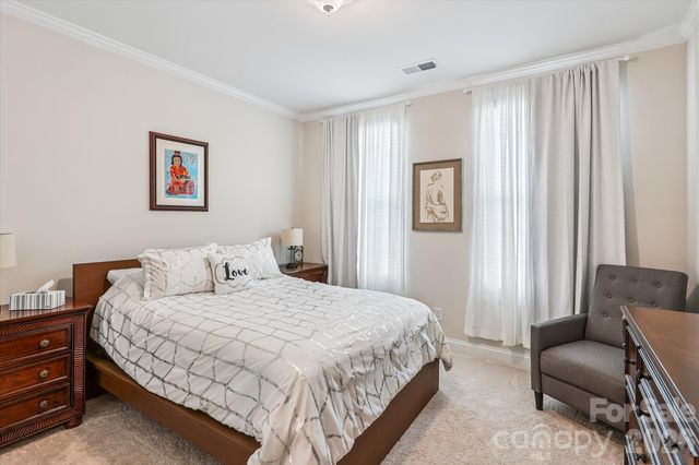 10400 Superb Lane, Charlotte, NC 28215