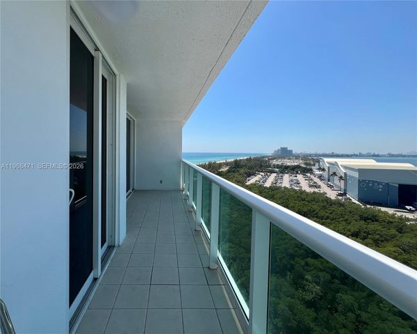 100 Bayview Dr 1418, Sunny Isles Beach, FL 33160
