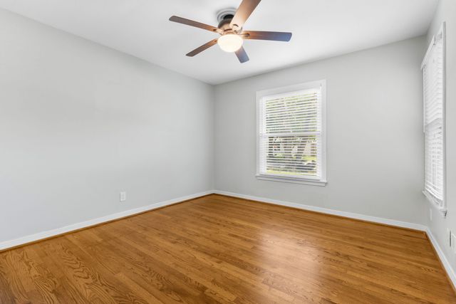 563 Hambrick Road, Dallas, TX 75218