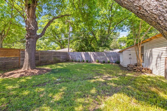 563 Hambrick Road, Dallas, TX 75218