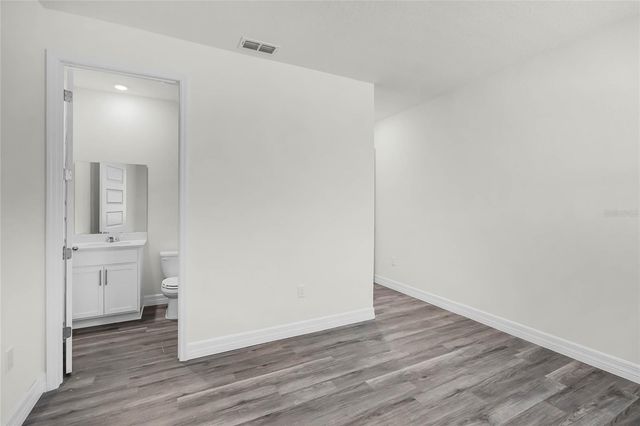 5239 LIGONBERRY STREET, Lakeland, FL 33811