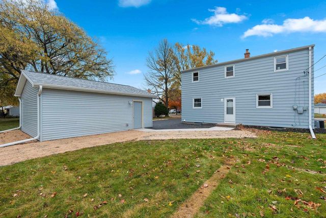 1322 W 5TH AVENUE, Oshkosh, WI 54902