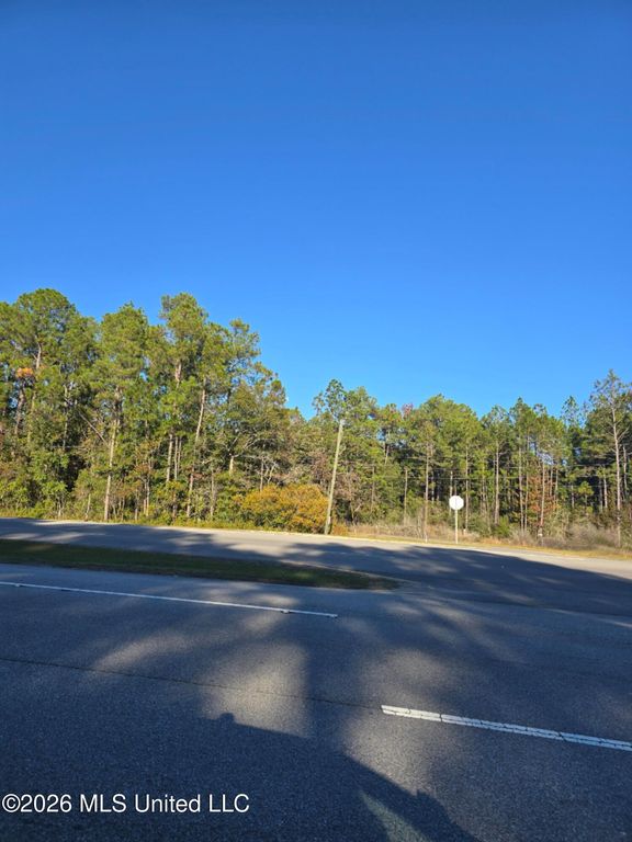 6100 MS-57, Gautier, MS 39553