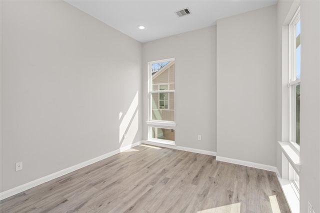 5610 Patrick Street L, Houston, TX 77076