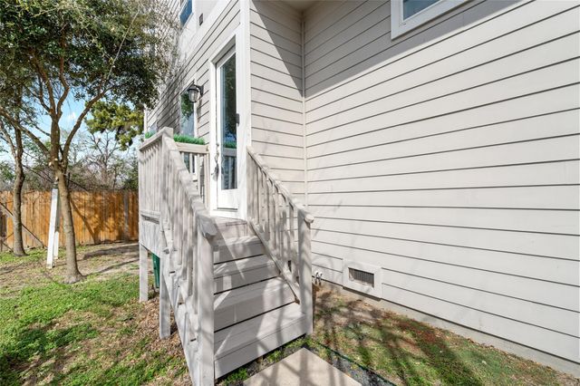 5610 Patrick Street L, Houston, TX 77076