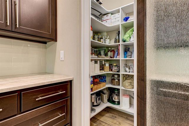 N9072 SOUTHTOWNE DRIVE, Menasha, WI 54952