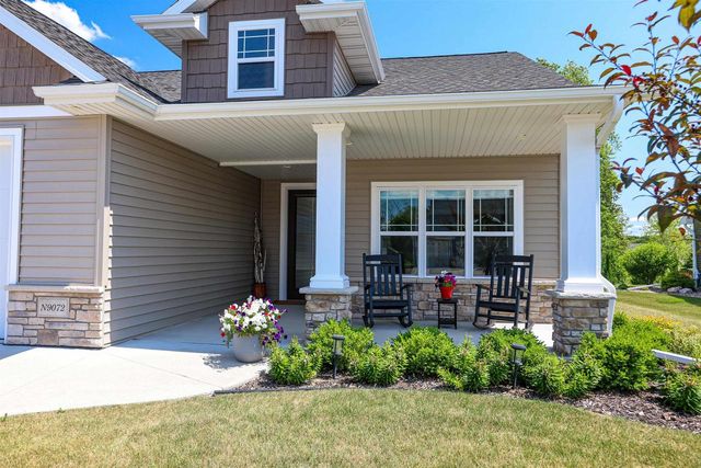 N9072 SOUTHTOWNE DRIVE, Menasha, WI 54952