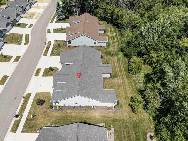 N9072 SOUTHTOWNE DRIVE, Menasha, WI 54952
