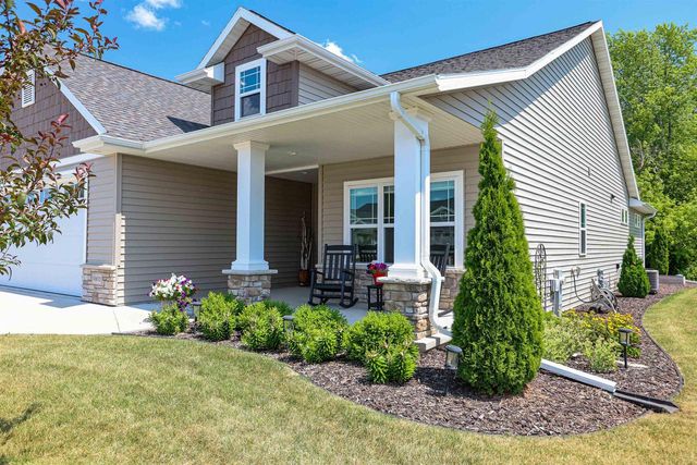 N9072 SOUTHTOWNE DRIVE, Menasha, WI 54952