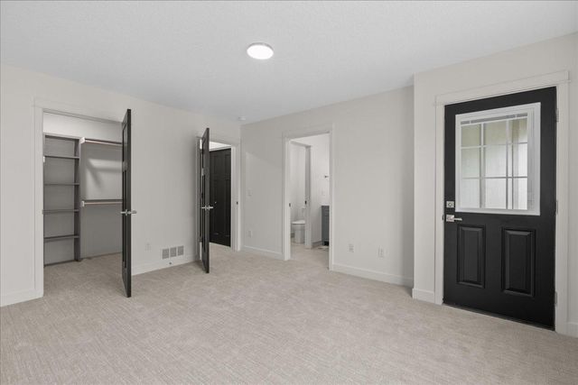 425 W 8th Street 20, New Richmond, WI 54017