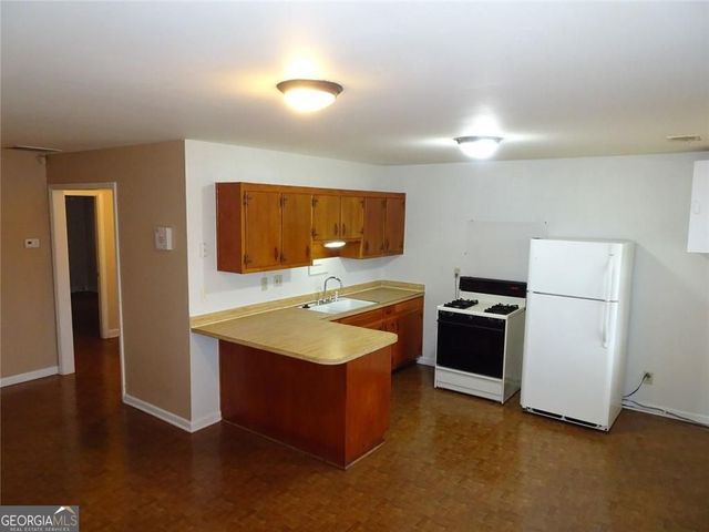 283 Lake Drive, Atlanta, GA 30340