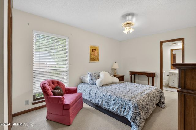 4237 STRATFORD Way, Jacksonville, FL 32225