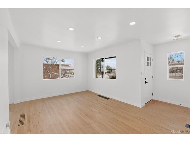 5050 W 33rd Ave, Denver, CO 80212