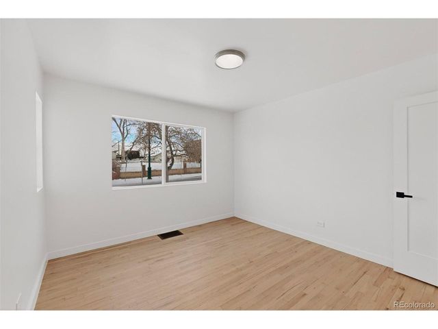 5050 W 33rd Ave, Denver, CO 80212