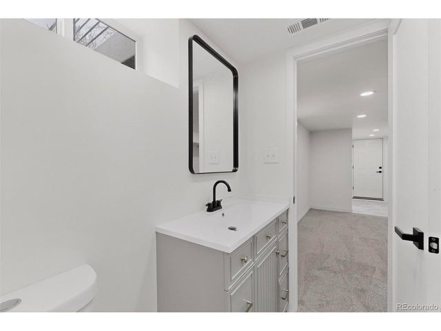 5050 W 33rd Ave, Denver, CO 80212