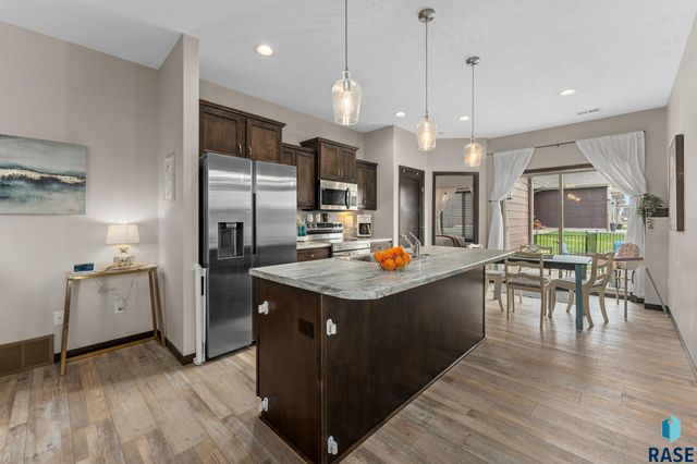 9625 W Broek Dr, Sioux Falls, SD 57106