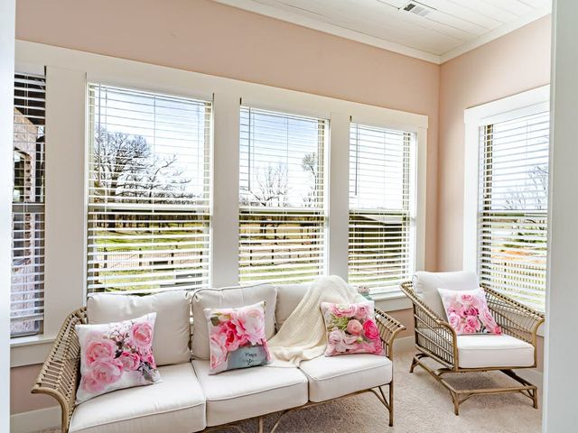 13989 Shady Acres Road, Bentonville, AR 72713