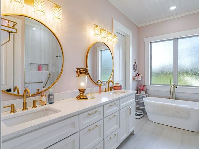 13989 Shady Acres Road, Bentonville, AR 72713