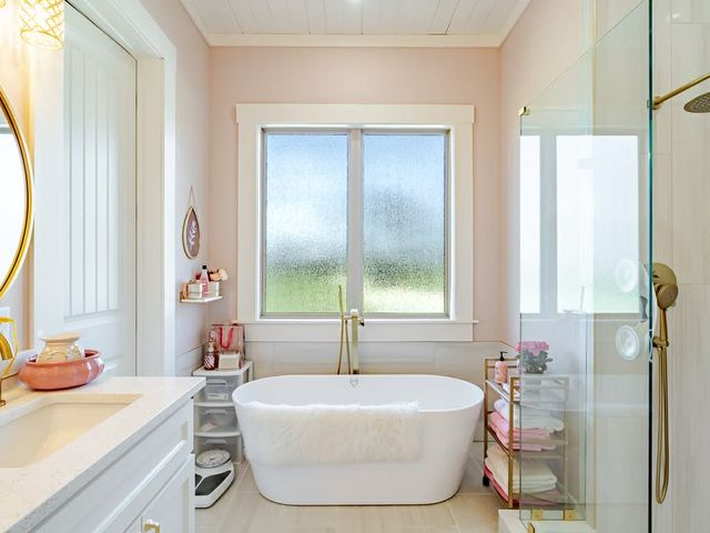 13989 Shady Acres Road, Bentonville, AR 72713