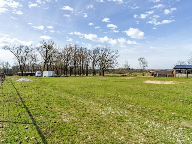 13989 Shady Acres Road, Bentonville, AR 72713