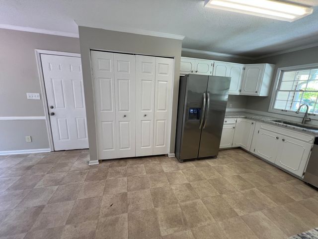 2808 Loretto Drive, Sumter, SC 29150