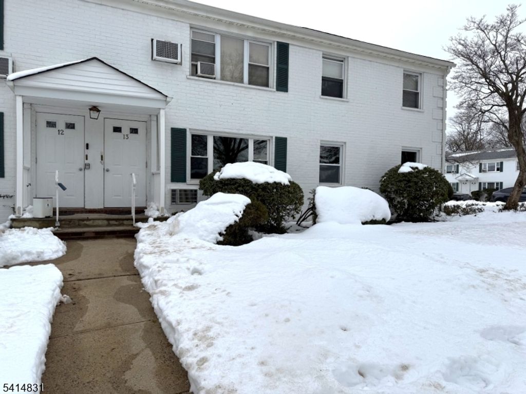 13 Garfield Park, Edison Twp., NJ 08837