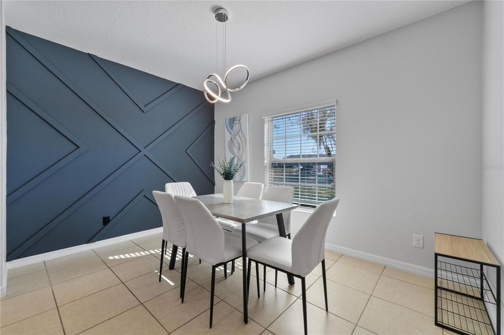 Image 6 of property listing at 314 ANNABELLE WAY, Davenport, FL 33837