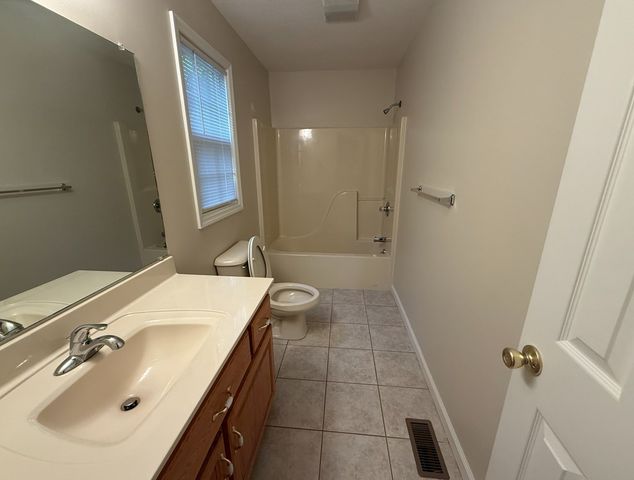 134 Acorn Lane, Warne, NC 28909