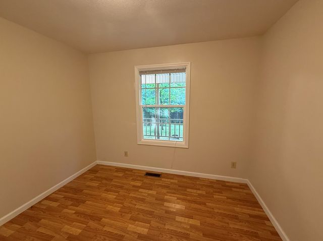 134 Acorn Lane, Warne, NC 28909
