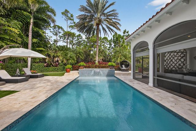 213 Via Palacio, Palm Beach Gardens, FL 33418