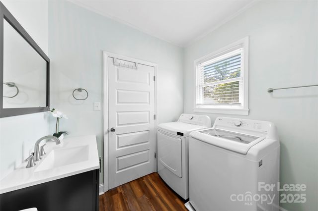 1525 Perfection Avenue, Belmont, NC 28012