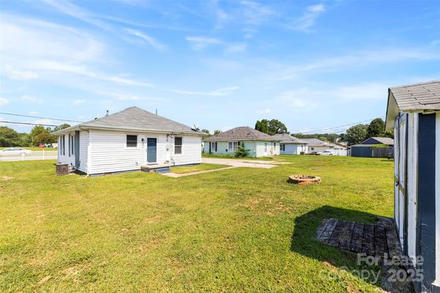 1525 Perfection Avenue, Belmont, NC 28012