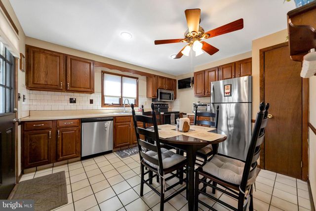 2181 SPRINGHOUSE LN, Aston, PA 19014