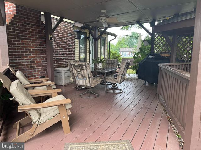 2181 SPRINGHOUSE LN, Aston, PA 19014
