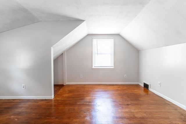 12 Kenway Dr, Springfield, MA 01104