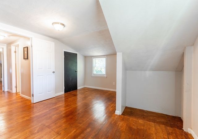 12 Kenway Dr, Springfield, MA 01104