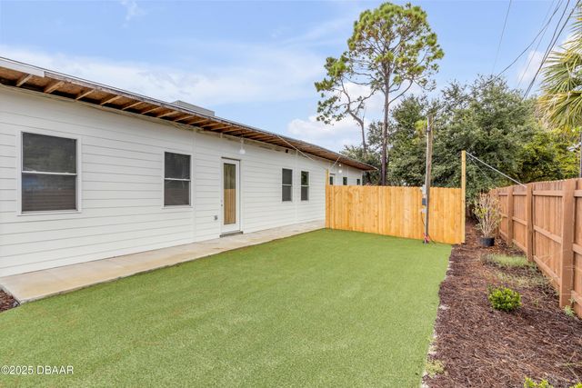 2421 India Palm Drive # 2421, Edgewater, FL 32141