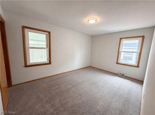 32222 Densmore Road, Willowick, OH 44095