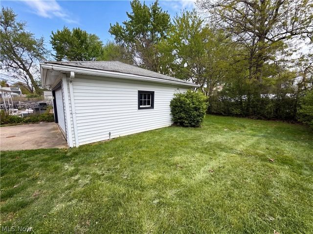32222 Densmore Road, Willowick, OH 44095