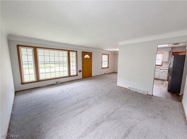 32222 Densmore Road, Willowick, OH 44095
