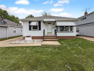 32222 Densmore Road, Willowick, OH 44095