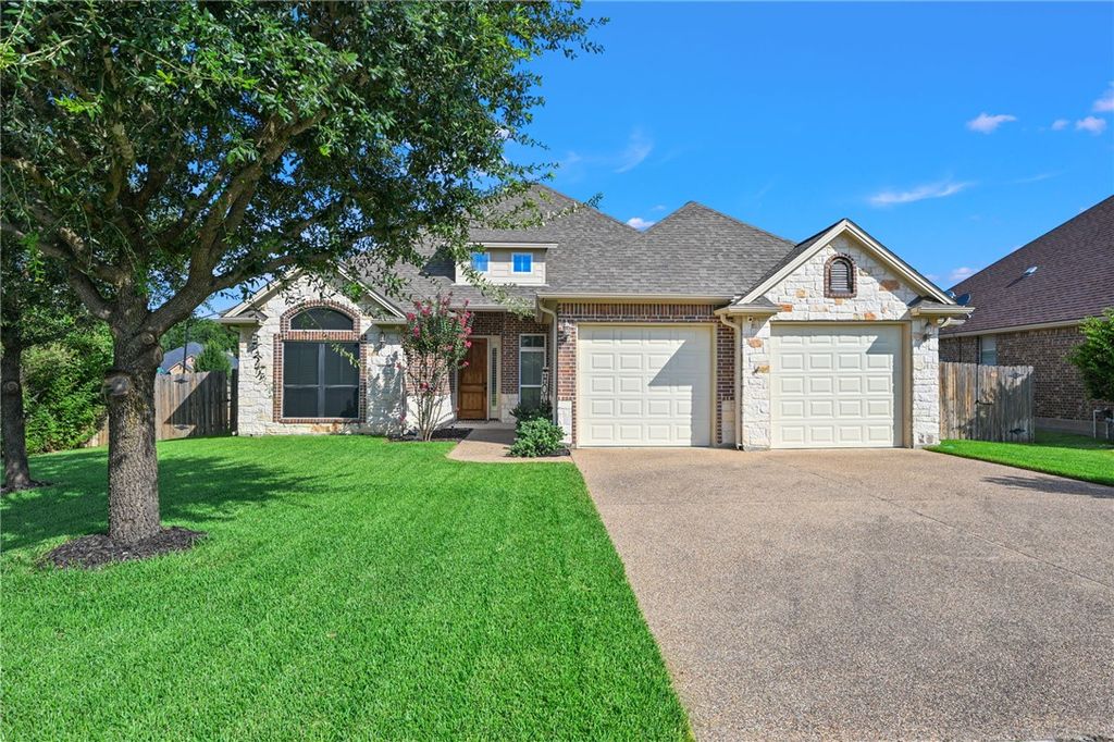 2901 Caney Court, Bryan, TX 77808 — exterior