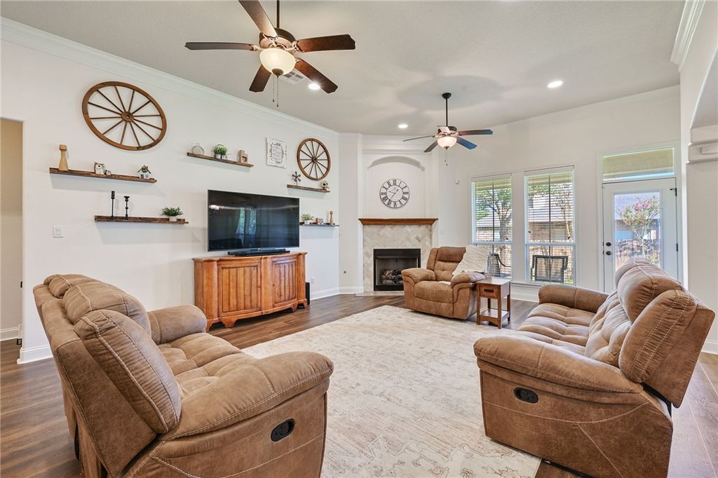 2901 Caney Court, Bryan, TX 77808 — photo 2
