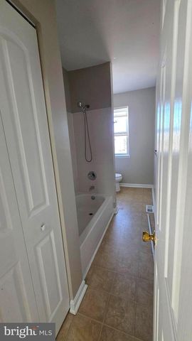 539 N LUZERNE AVE, Baltimore, MD 21205