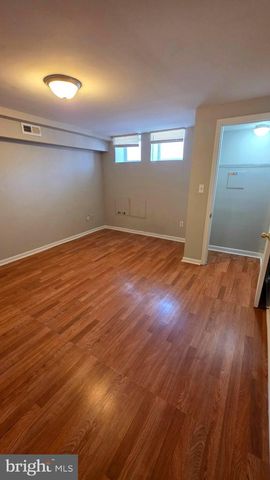 539 N LUZERNE AVE, Baltimore, MD 21205