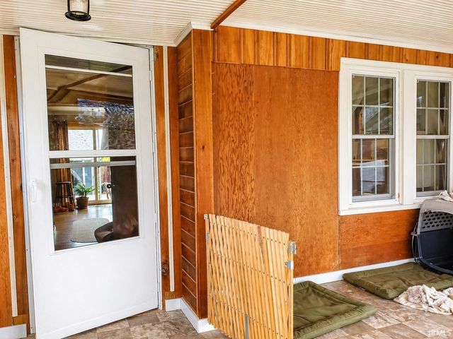 944 Oakland Street, South Bend, IN 46615