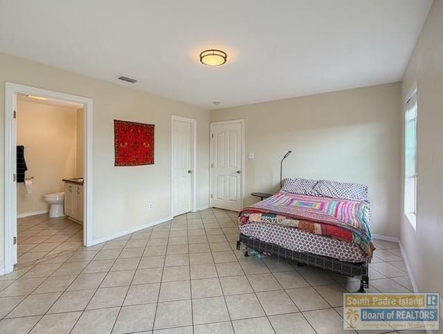 13 Lakewood Dr., Laguna Vista, TX 78578